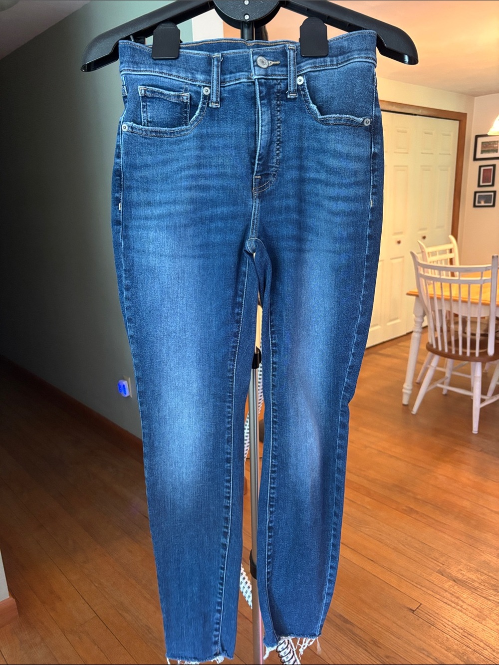 Lucky Brand Women's Skinny Jeans in Medium Blue Wash